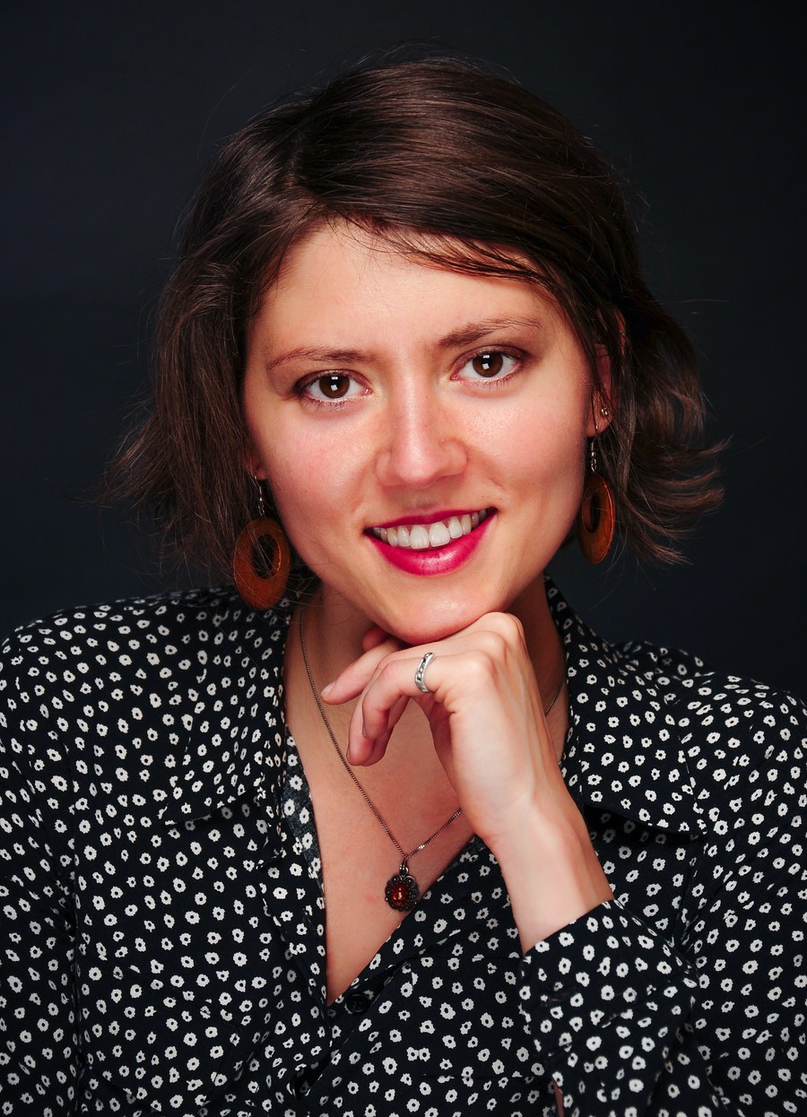 Susanna Holowati Portrait